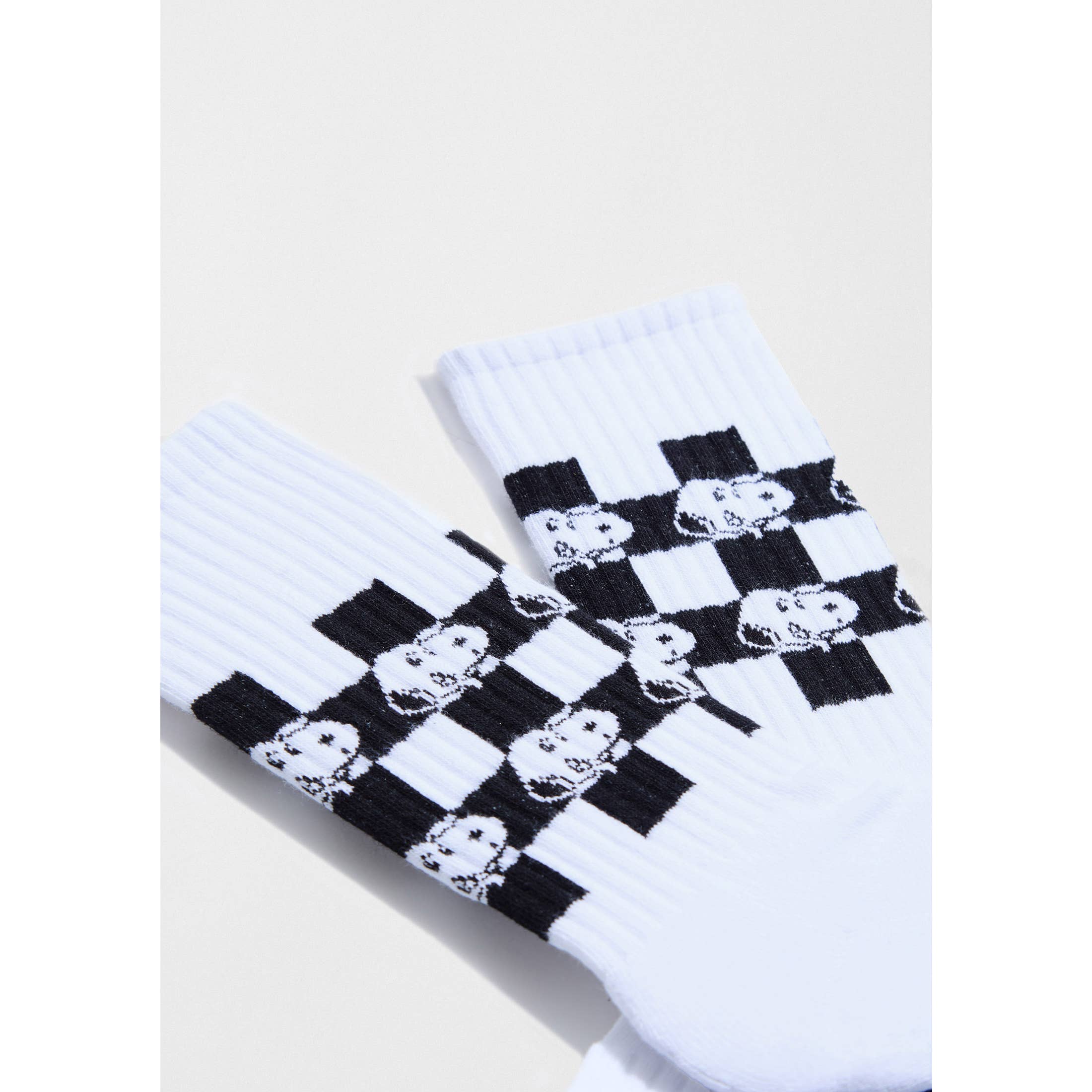 besnoopy-chess-street-100-organic-cotton-socks-2